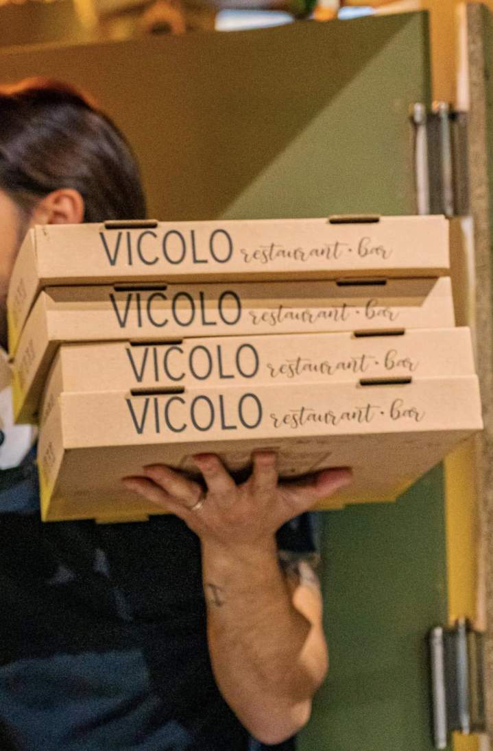 Profitez de nos savoureux plats italiens à emporter.